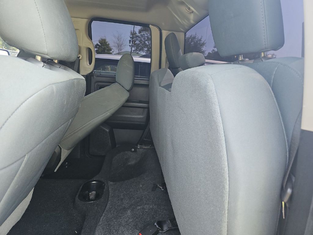 2014 RAM 1500 Image 6