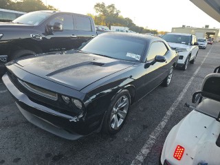 Image for 2014 Dodge Challenger SXT ID: 7026594