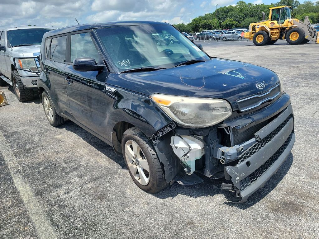 2018 Kia Soul Image 2