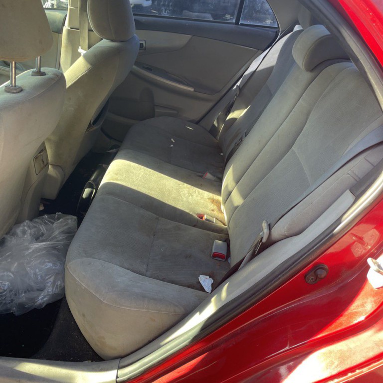 2012 Toyota Corolla Image 6