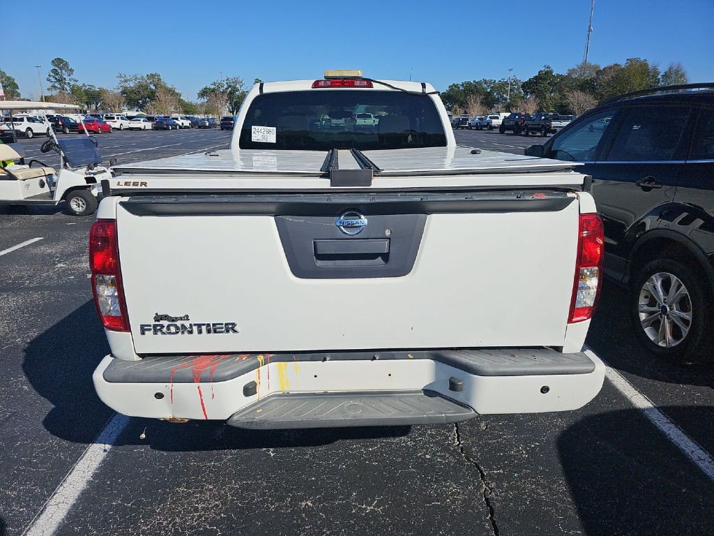 2017 Nissan Frontier Image 9