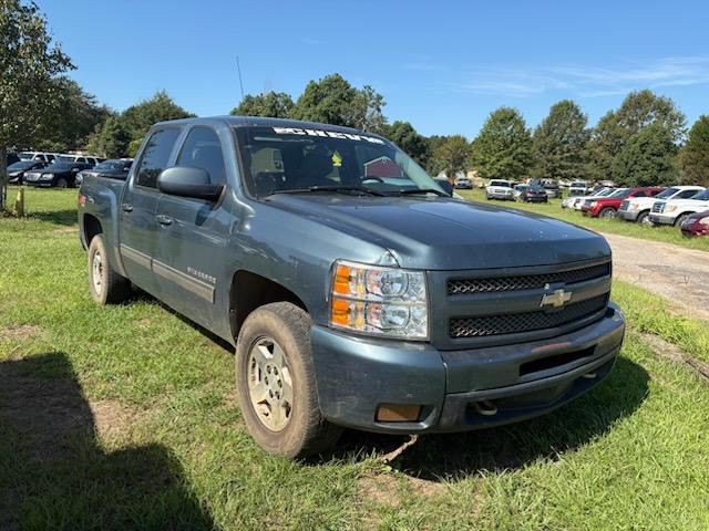 2011 Chevrolet Silverado 1500 Image 2