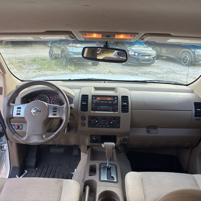 2007 Nissan Frontier Image 7