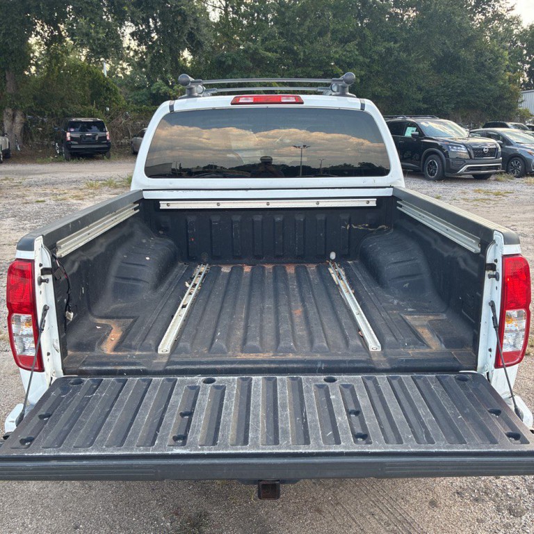 2007 Nissan Frontier Image 9