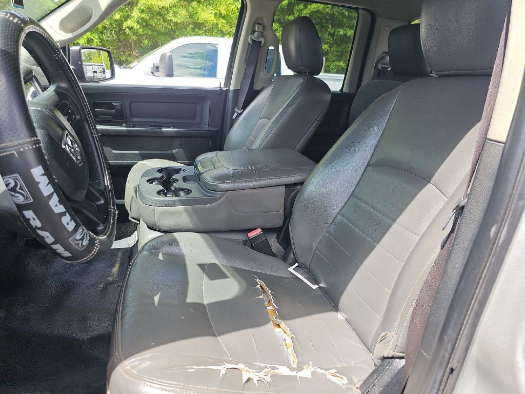2015 RAM 1500 Image 5