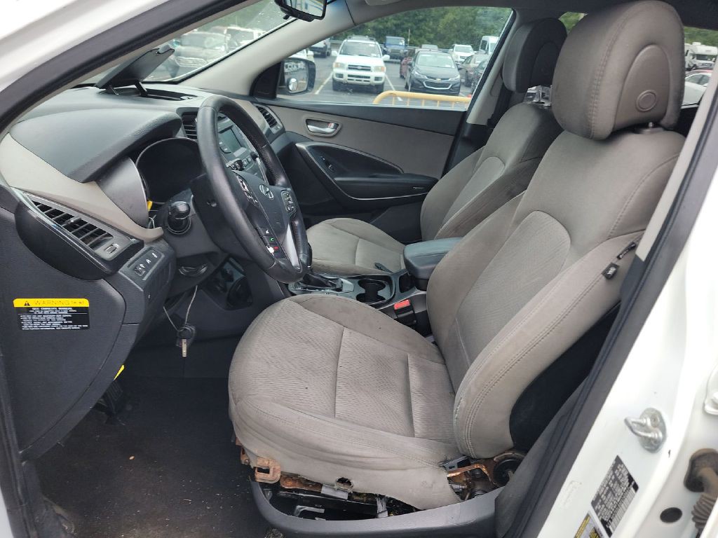 2014 Hyundai Santa Fe Image 5