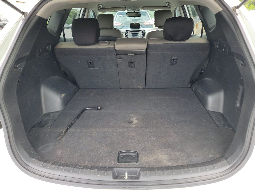 2014 Hyundai Santa Fe Image 9