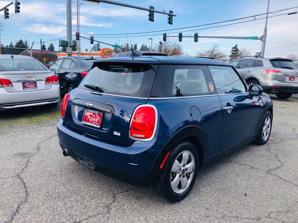 2018 MINI Cooper Image 9