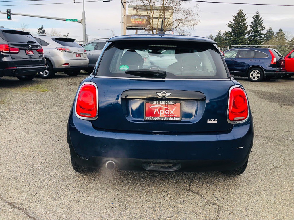 2018 MINI Cooper Image 11