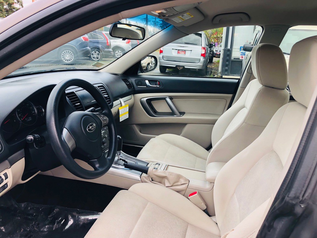 2009 Subaru Outback Image 16