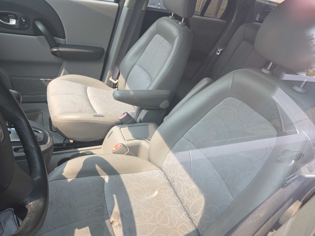 2005 Saturn Vue Image 5