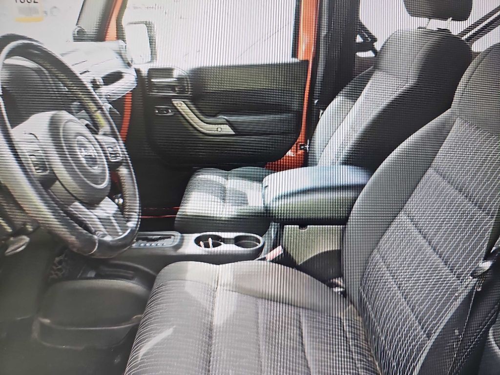 2011 Jeep Wrangler Image 6