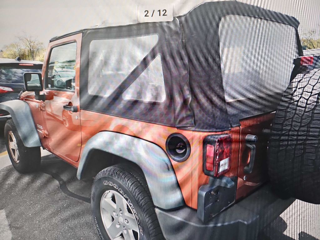 2011 Jeep Wrangler Image 3