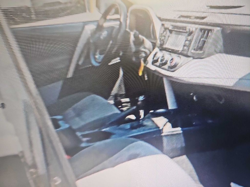 2012 Subaru Outback Image 16