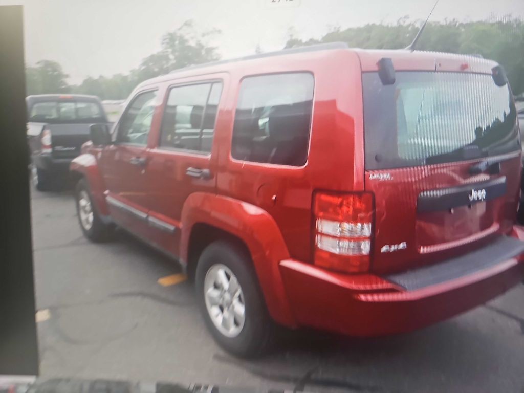 2011 Jeep Liberty Image 15