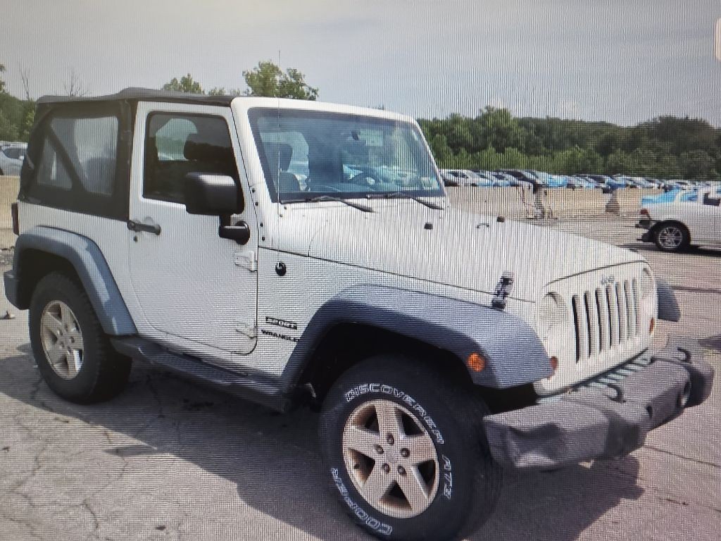 2010 Jeep Wrangler Image 1