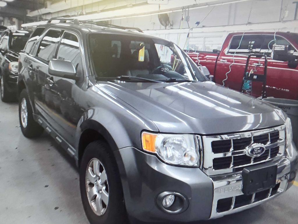 2010 Ford Escape Image 1