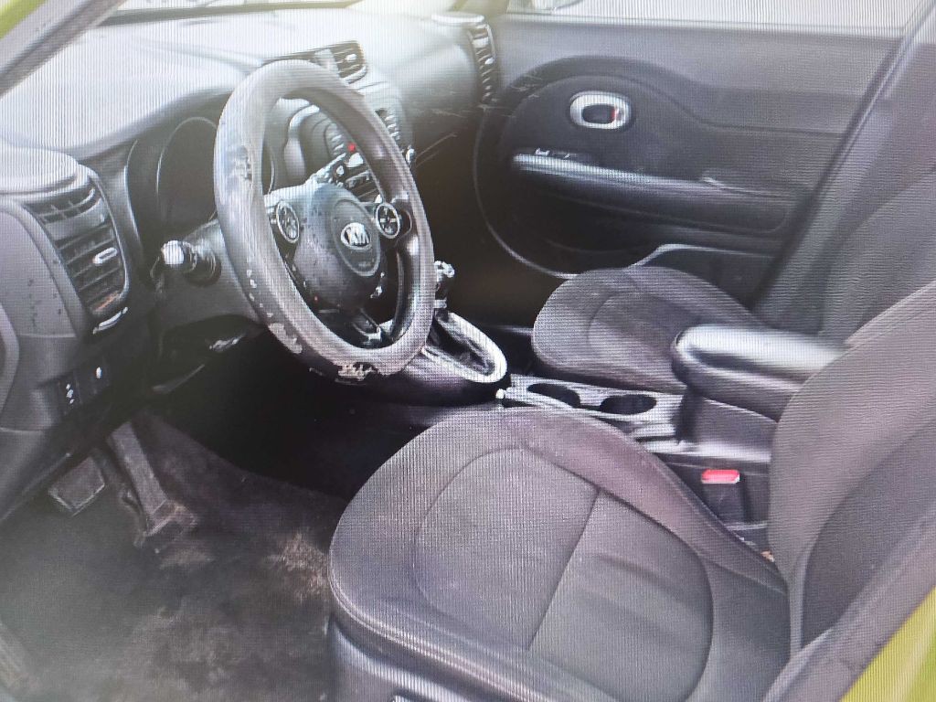 2015 Kia Soul Image 8