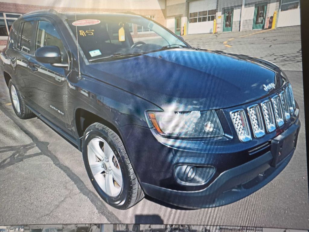 2015 Jeep Compass Image 2