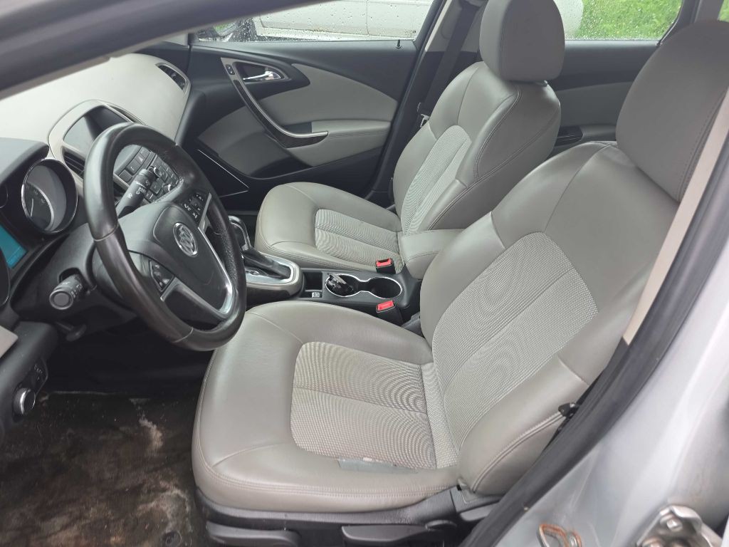 2016 Buick Verano Image 3