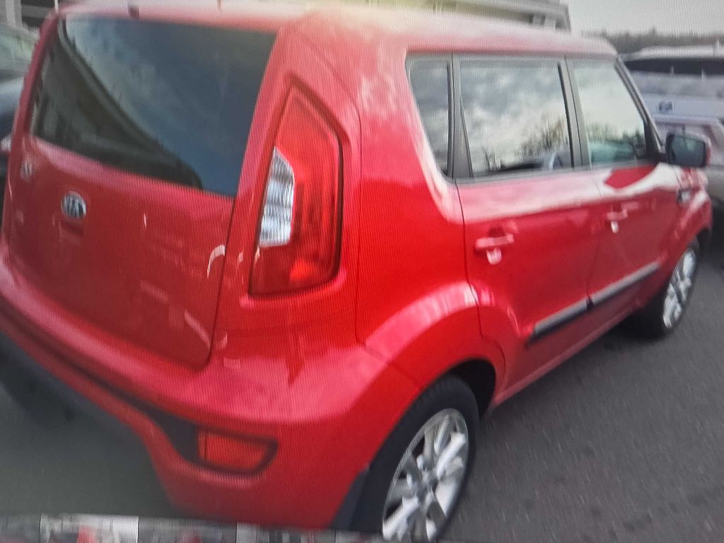 2013 Kia Soul Image 3