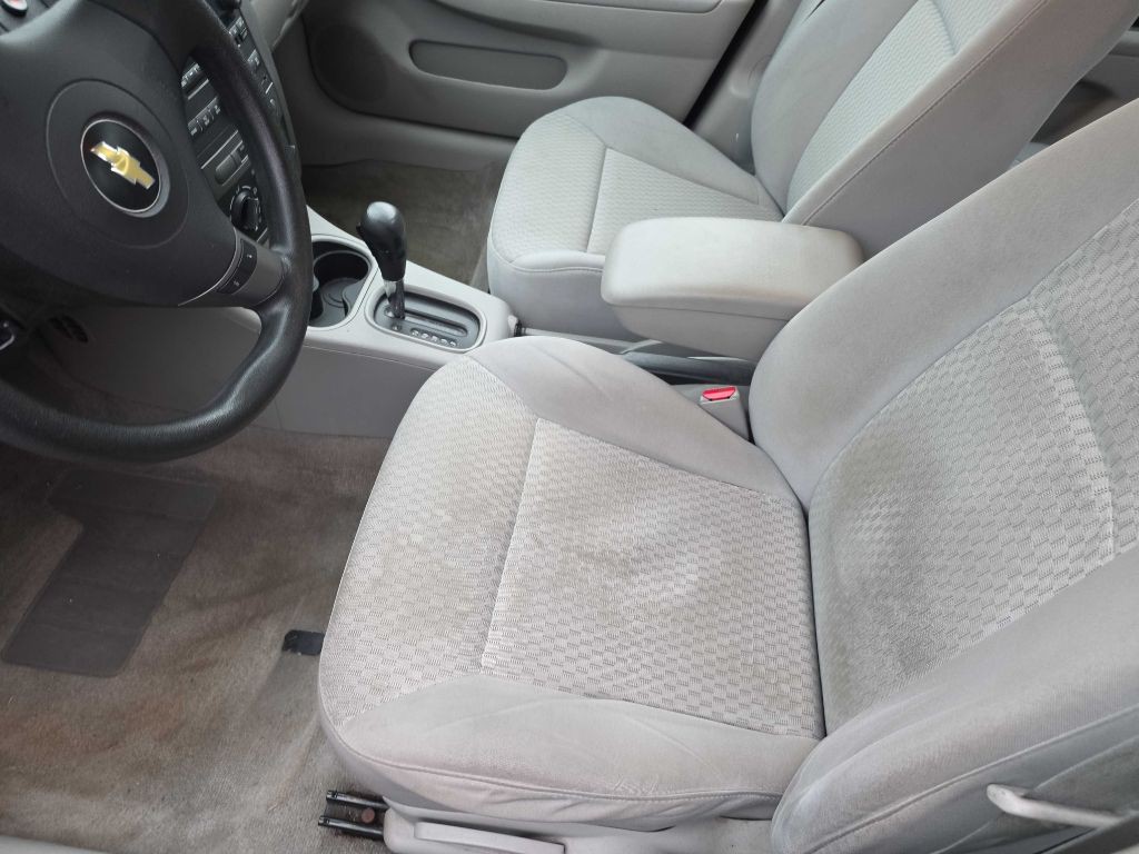 2008 Chevrolet Cobalt Image 4