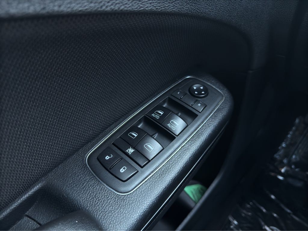 2018 Dodge Charger Image 11