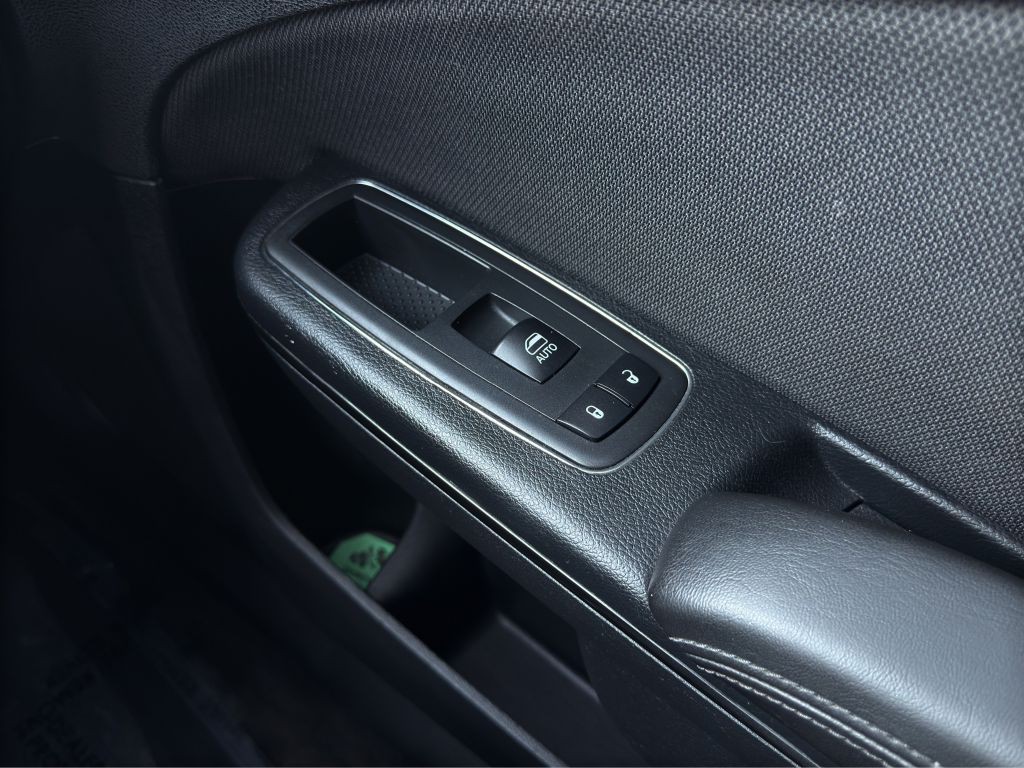 2018 Dodge Charger Image 15