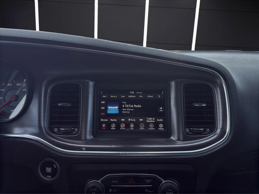 2018 Dodge Charger Image 17