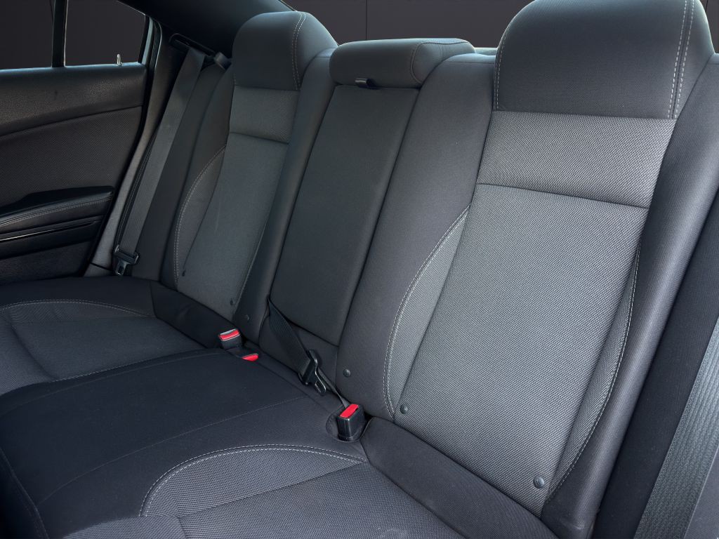2018 Dodge Charger Image 20