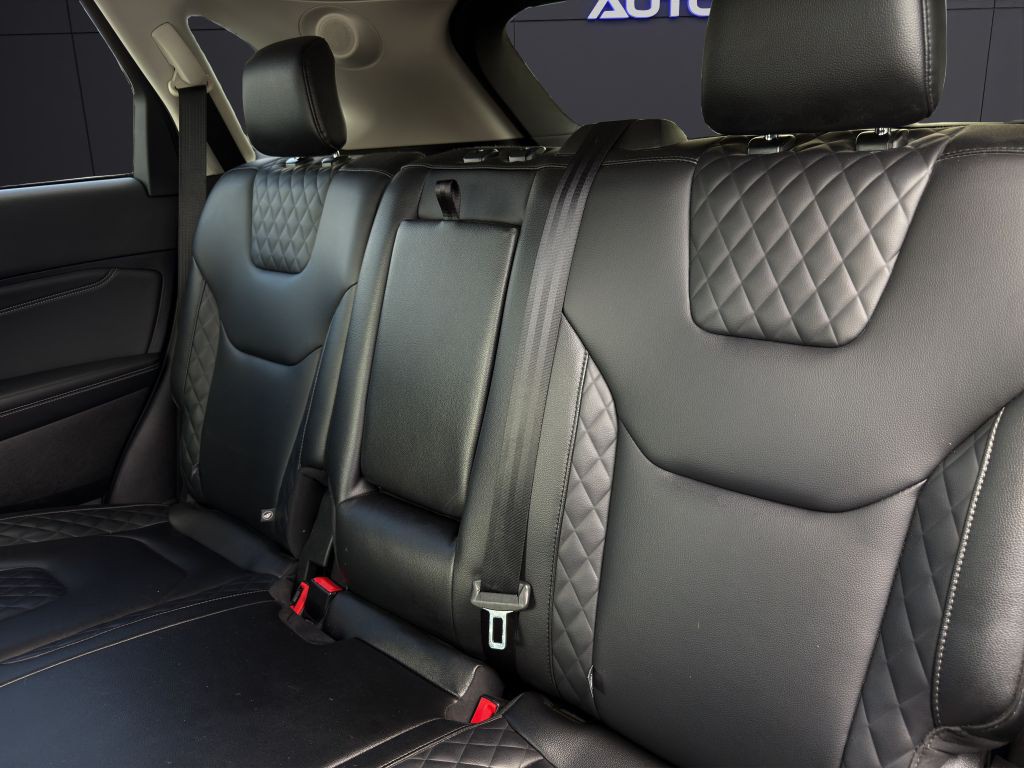 2024 Ford Edge Image 21