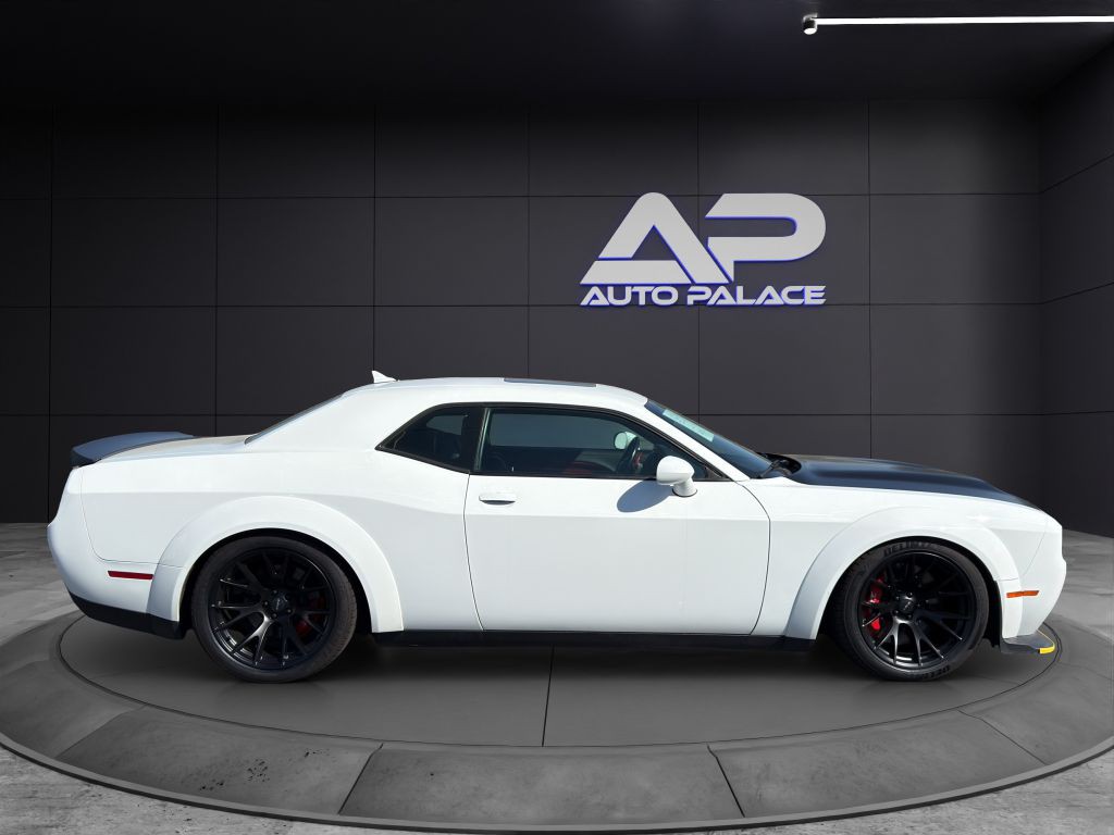 2021 Dodge Challenger Image 8