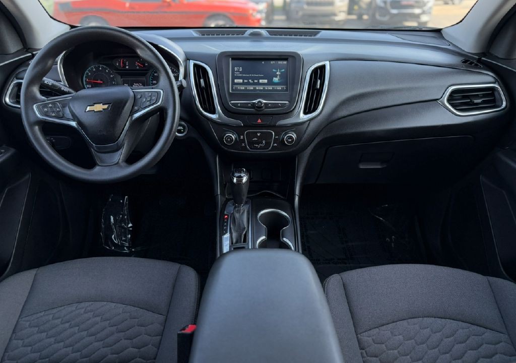 2018 Chevrolet Equinox Image 8