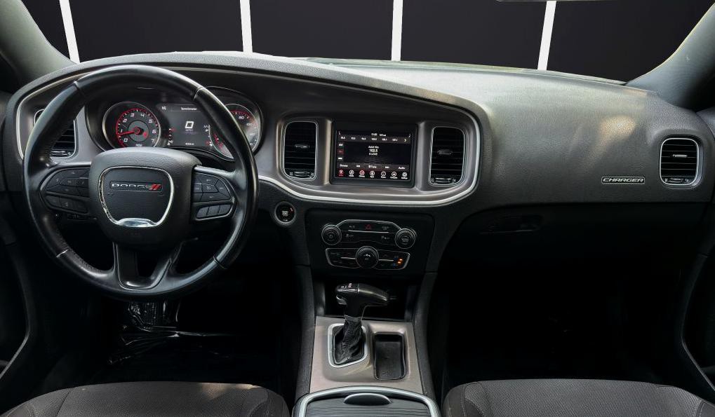 2022 Dodge Charger Image 13