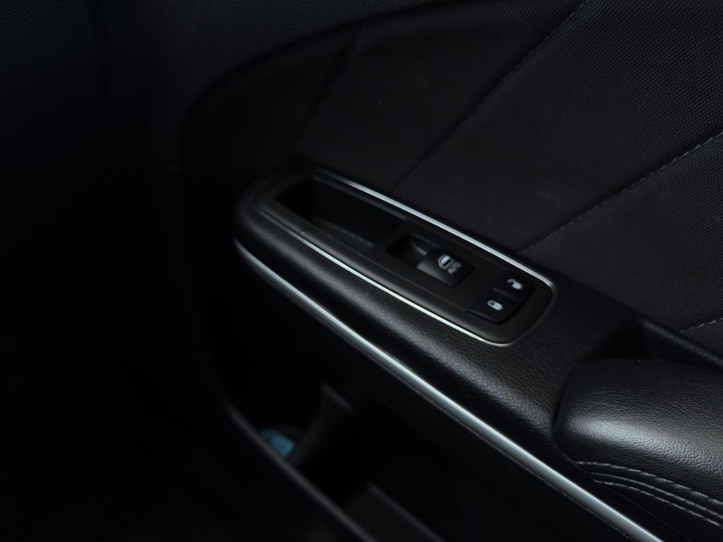 2022 Dodge Charger Image 15