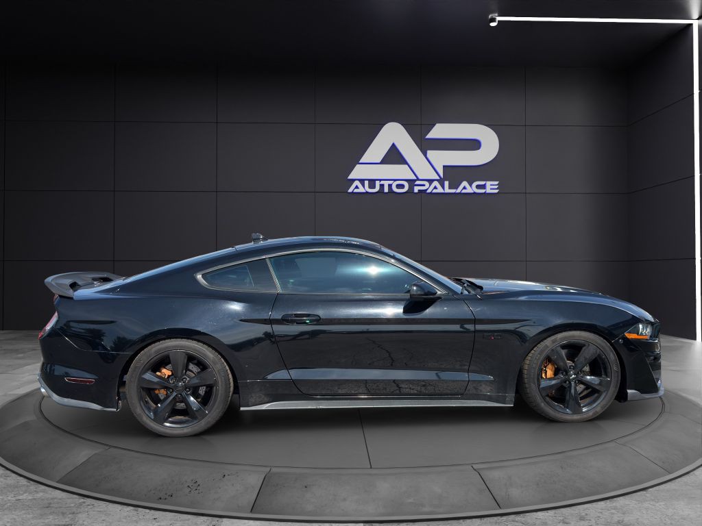 2022 Ford Mustang Image 8