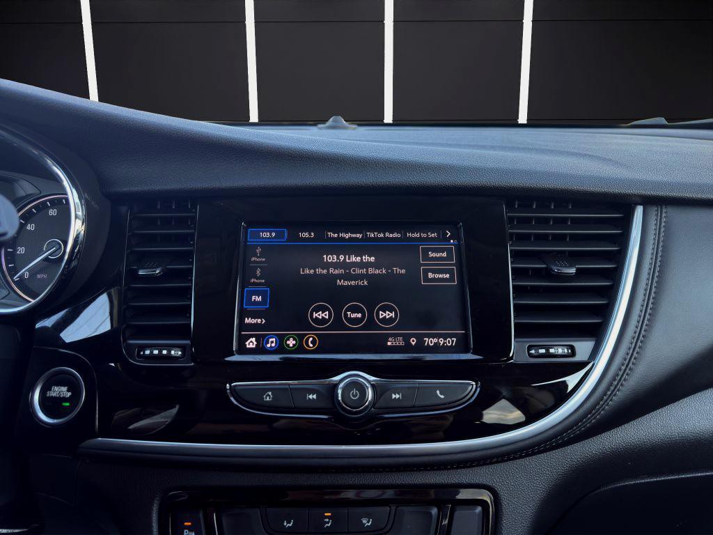 2022 Buick Enclave Image 17