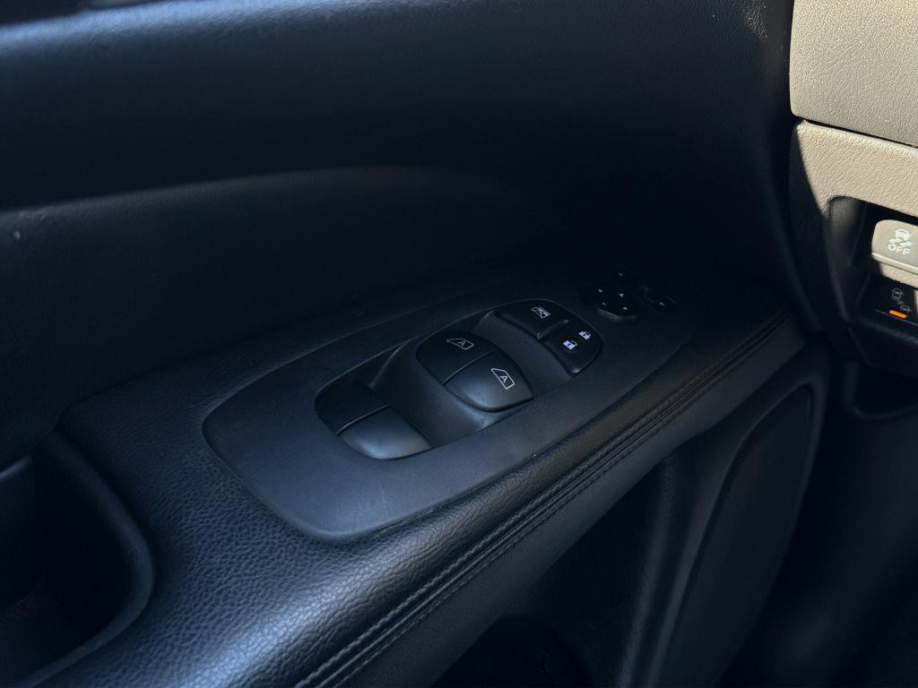 2020 Nissan Pathfinder Image 11