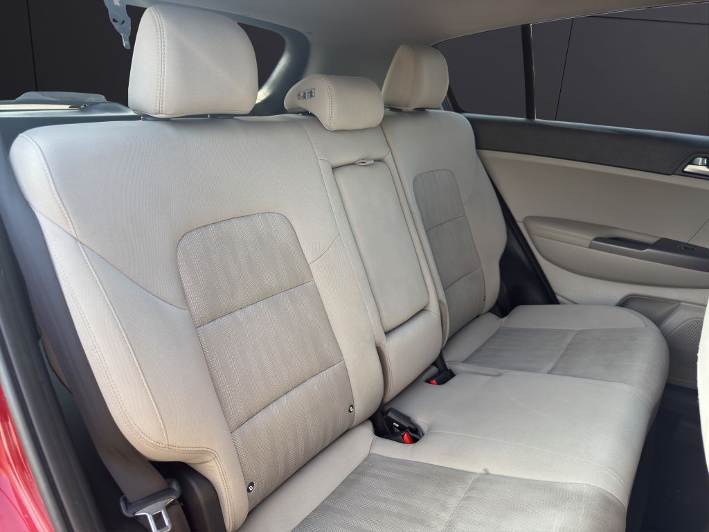2020 Kia Sportage Image 17