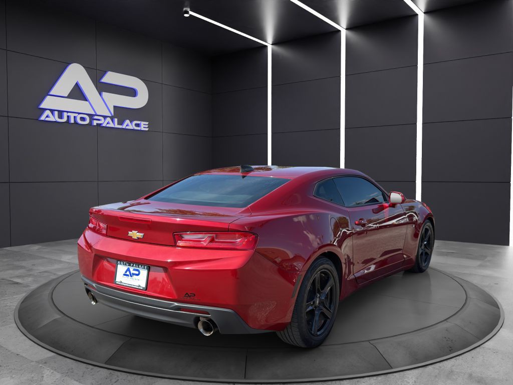 2018 Chevrolet Camaro Image 6