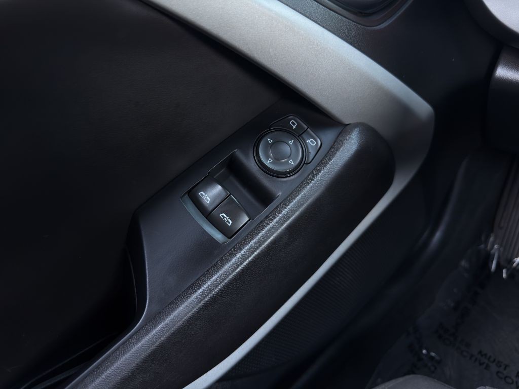 2018 Chevrolet Camaro Image 11