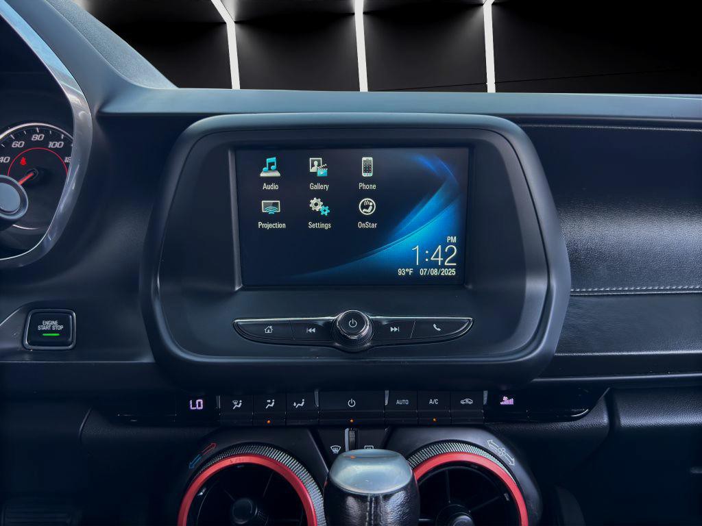 2018 Chevrolet Camaro Image 18