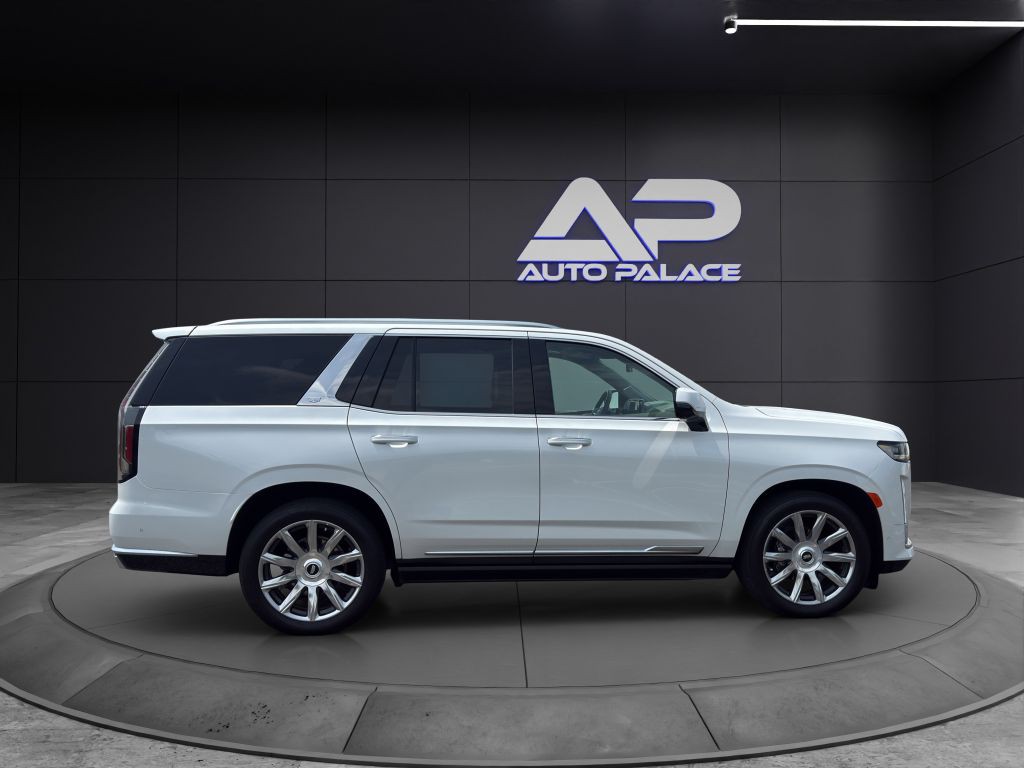 2022 Cadillac Escalade Image 8