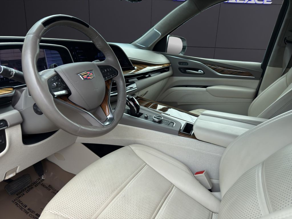 2022 Cadillac Escalade Image 12