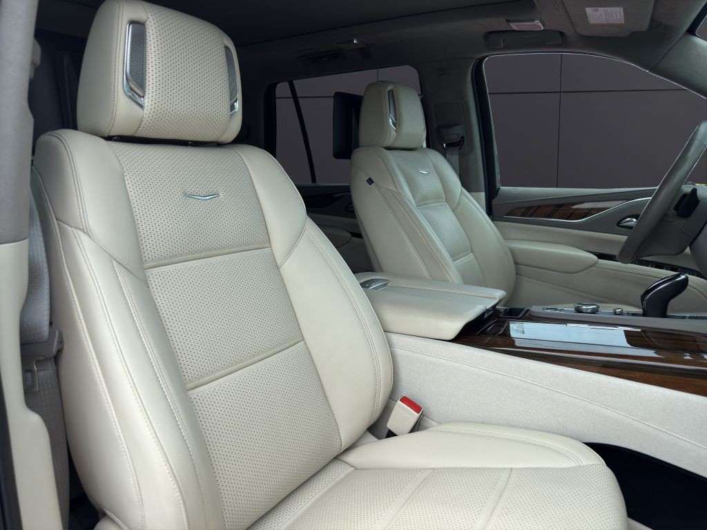 2022 Cadillac Escalade Image 14