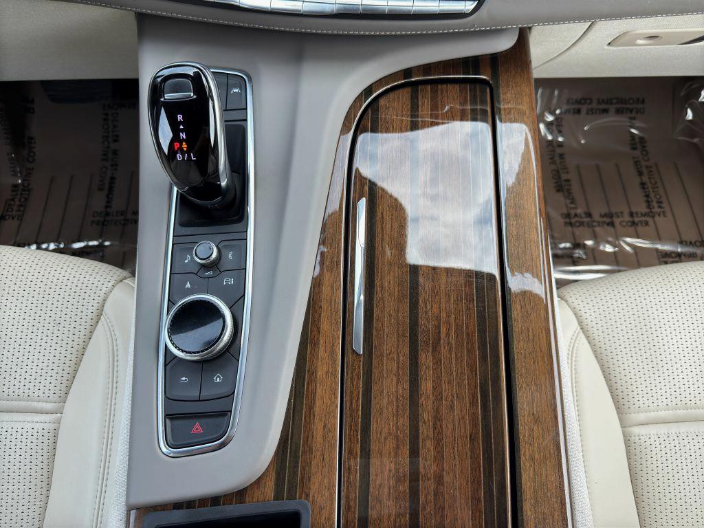 2022 Cadillac Escalade Image 18