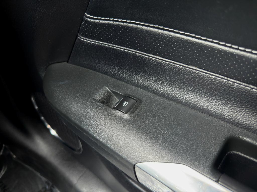 2018 Ford Mustang Image 11