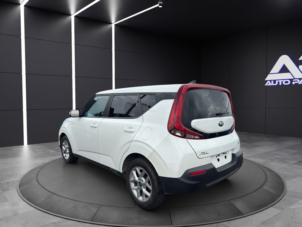 2021 Kia Soul Image 4