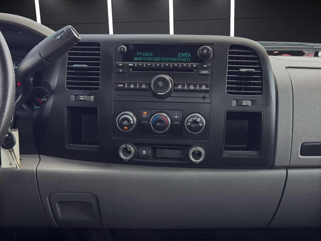 2011 Chevrolet Silverado 1500 Image 15