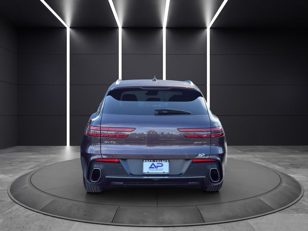 2022 Genesis GV70 Image 5
